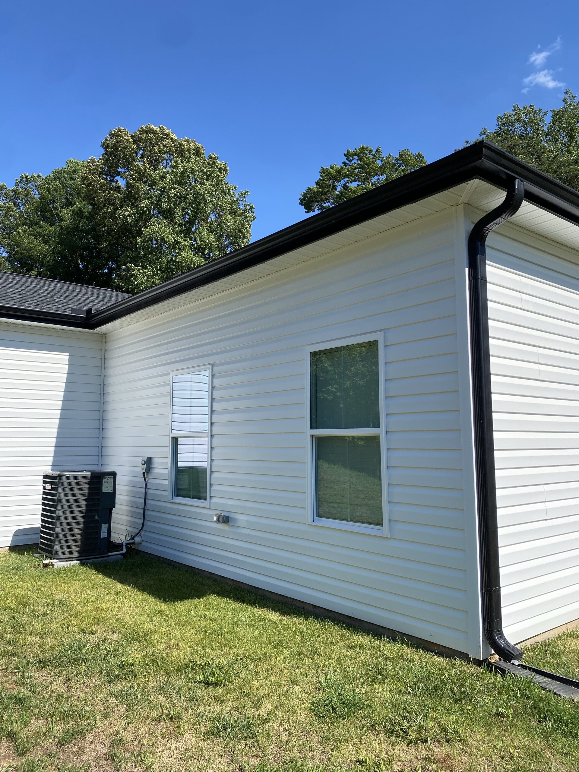 House siding after cleaning, clean and bright